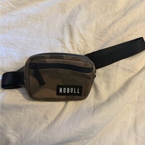 NOBULL Camouflage Belt Bag - Black and Brown
